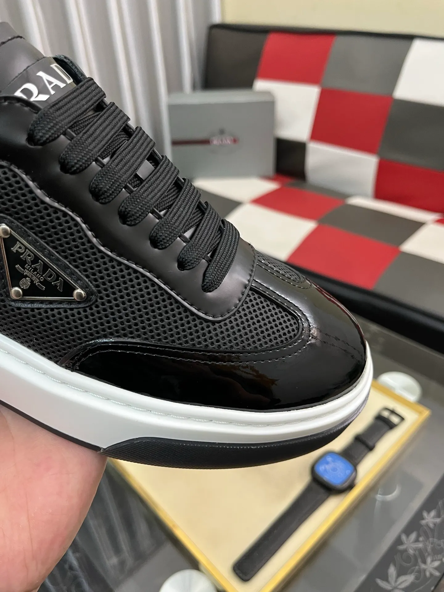 Men's shoes 💰: 560⌚️⌚️[PRADA] Prada casual shoes, originally developed 1:1, made of high-mercerized cowhide with imported cowhide, silk sheepskin lining, rubber outsole, comfortable and soft on the foot, size: 38-442️⃣Colors available